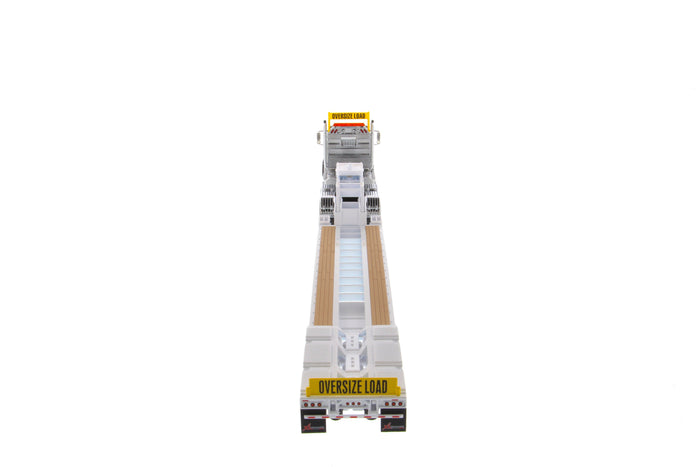 1:50 International HX520 Tandem Tractor with XL 120 Trailer. Including both rear boosters - White, 71015