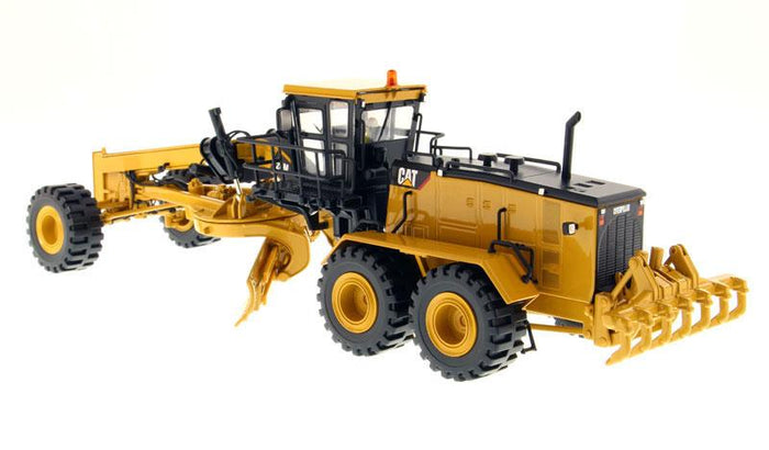 1:50 Cat® 24M Motor Grader Core Classics Series, 85264c