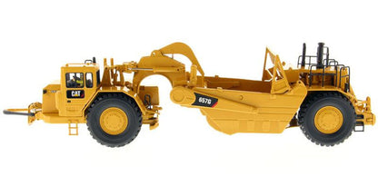 1:50 Cat® 657G Wheel Tractor Scraper Core Classics, 85175c
