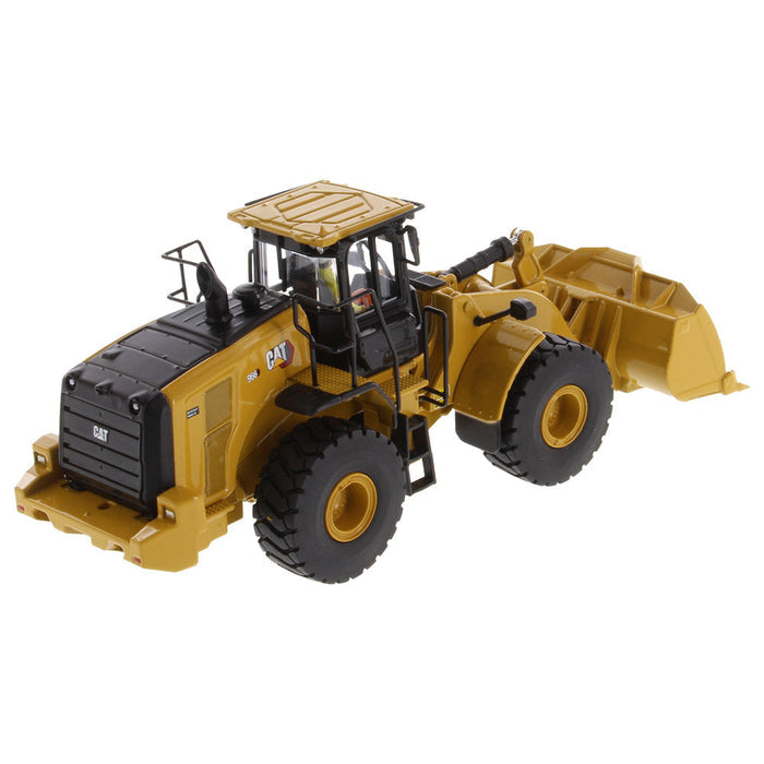 1:50 Cat® 966 Wheel Loader, High Line Series, 85686
