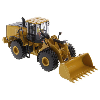 1:50 Cat® 966GC Wheel Loader, High Line Series, 85682