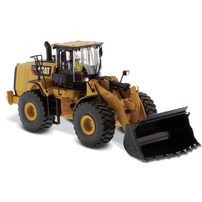 1:50 Cat® 966M Wheel Loader High Line Series, 85928