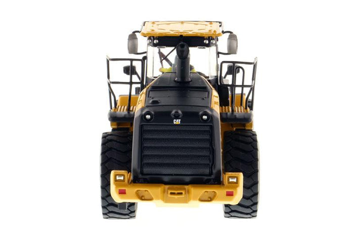 1:50 Cat® 966M Wheel Loader High Line Series, 85928