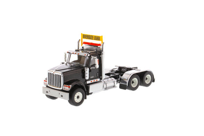 1:50 International HX520 Tandem Tractor - METALLIC BLACK, 71003