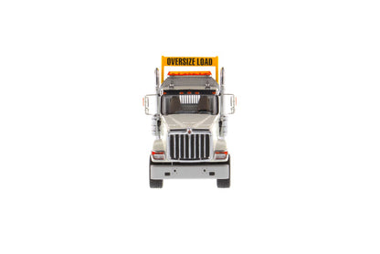 1:50 International HX520 Tandem Tractor - WHITE, 71001