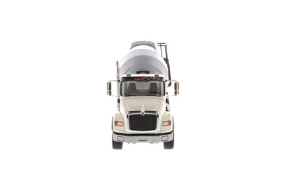 1:50 International HX615 Concrete Mixer - Cab: White / Mixer drum: Light Grey, 71014