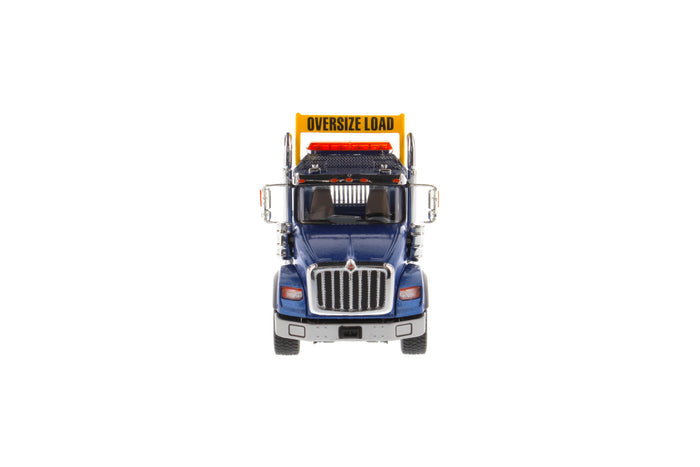 1:50 International HX620 Tridem Tractor- Metallic Blue, 71010