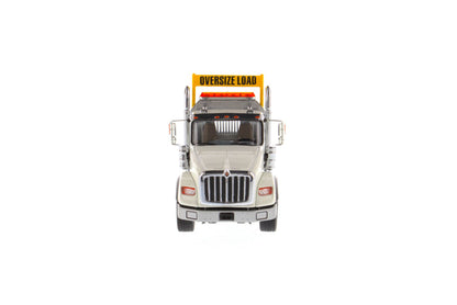 1:50 International HX620 Tridem Tractor- White, 71007