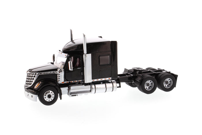 1:50 International LoneStar Sleeper Cab Black, Transport Series, 71023
