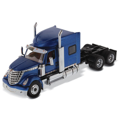 1:50 International LoneStar Sleeper Cab, Blue, Transport Series, 71026