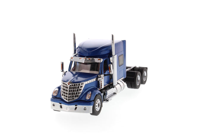 1:50 International LoneStar Sleeper Cab, Blue, Transport Series, 71026