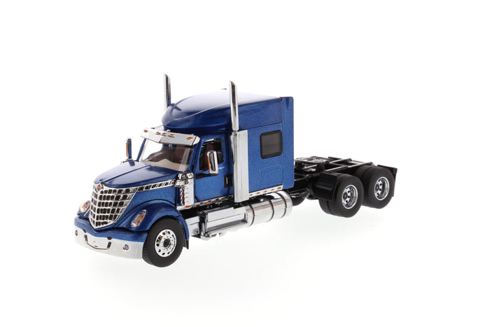 1:50 International LoneStar Sleeper Cab, Blue, Transport Series, 71026