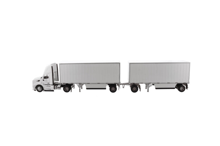 1:50 Peterbilt 579 Single Axle Day Cab with two Wabash National 28' Pup trailers and chromed wheels, 71099