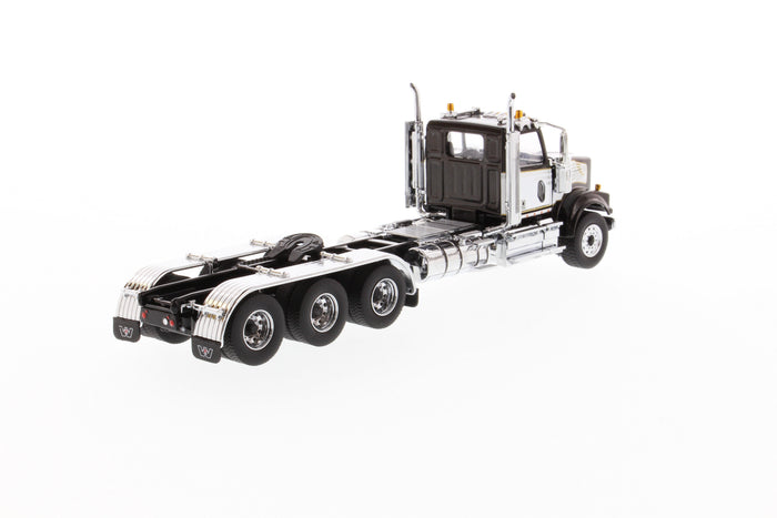 1:50 Western Star 4900 SF Day Cab Tridem Tractor, Transport Series, 71066