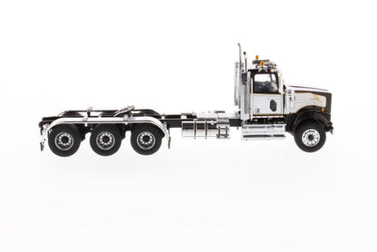 1:50 Western Star 4900 SF Day Cab Tridem Tractor, Transport Series, 71066
