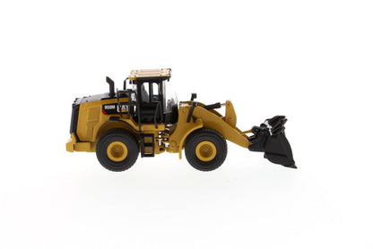 1:64 Cat® 950M Wheel Loader, Metal Construction Series, 85692