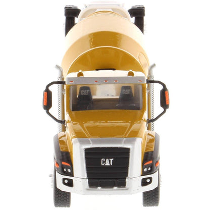 1:64 Cat® CT660 McNeilus Bridgemaster Concrete-Mixer, Metal Construction Series, 85632