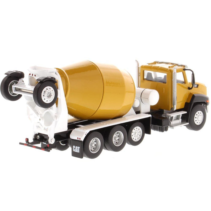 1:64 Cat® CT660 McNeilus Bridgemaster Concrete-Mixer, Metal Construction Series, 85632