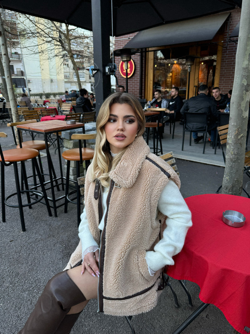 JELEK PELLUSH