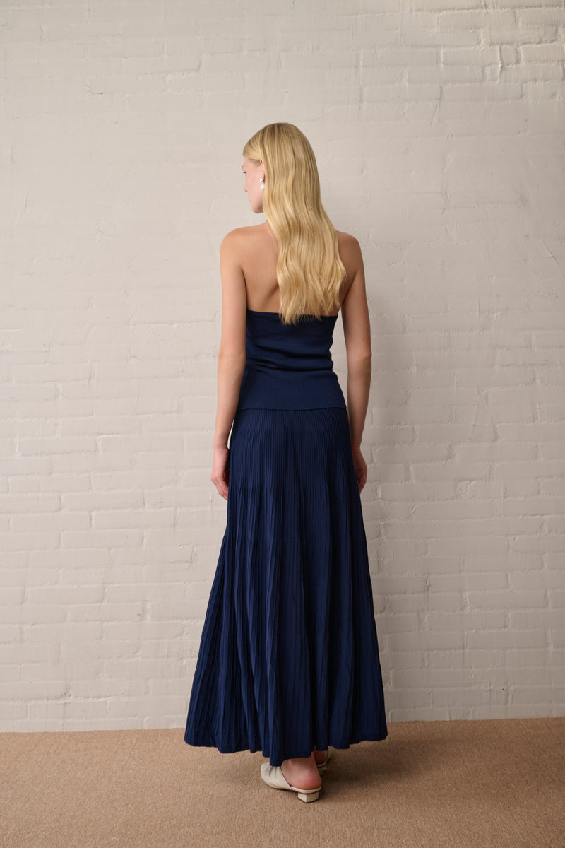 A-line maxi knit skirt