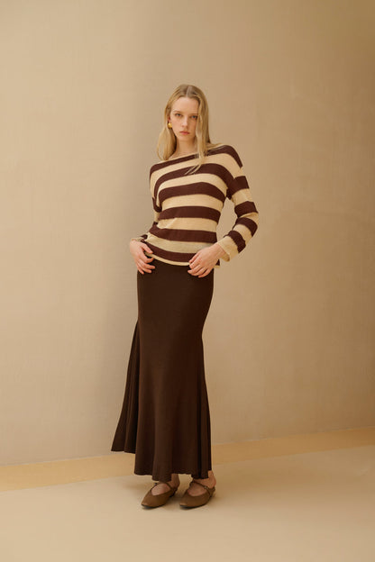 Airy crossback sweater