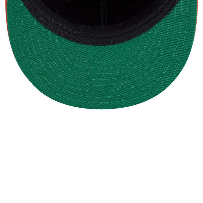 Pictured is this NHL Felt Logo Anaheim Ducks Retro Crown 59FIFTY Fitted cap in black. 2