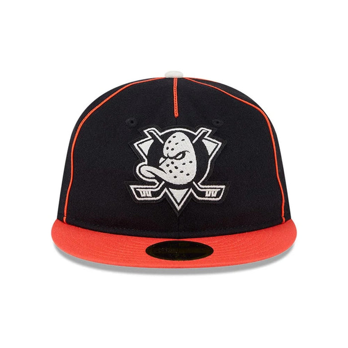 Pictured is this NHL Felt Logo Anaheim Ducks Retro Crown 59FIFTY Fitted cap in black. 3