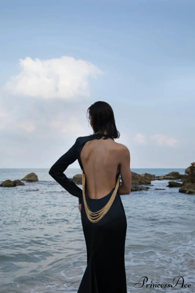 Angelou Black Backless Charming Chain Maxi Dress