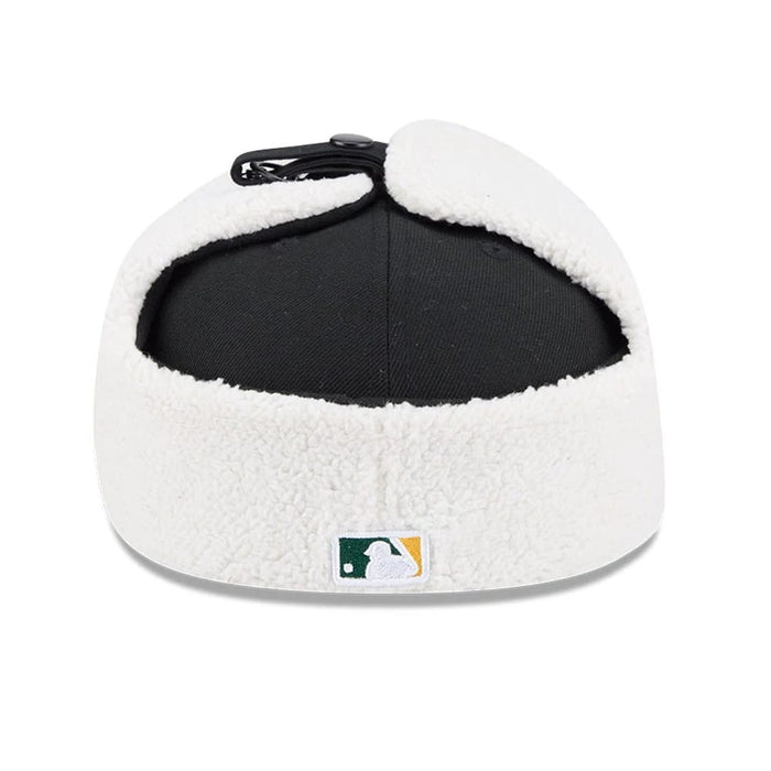 This is a Athletics MLB Classic Black Dogear 59FIFTY Fitted Cap 5