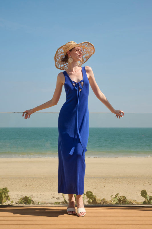 Back-front reversible dress