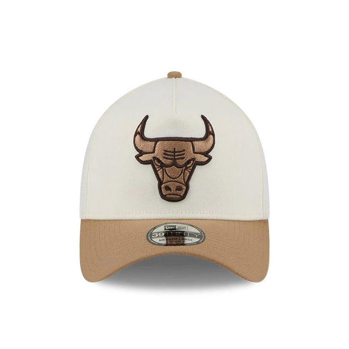 Pictured is this NBA Sandy Bay Chicago Bulls 39THIRTY A-Frame Stretch Fit cap in white. 3