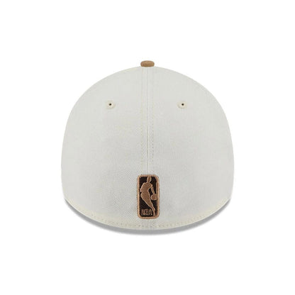 Pictured is this NBA Sandy Bay Chicago Bulls 39THIRTY A-Frame Stretch Fit cap in white. 7