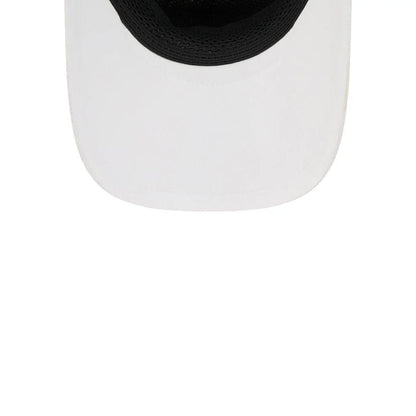 Pictured is this MLB Batting Practice 2026 Chicago White Sox 9FORTY Apex cap in white. 7