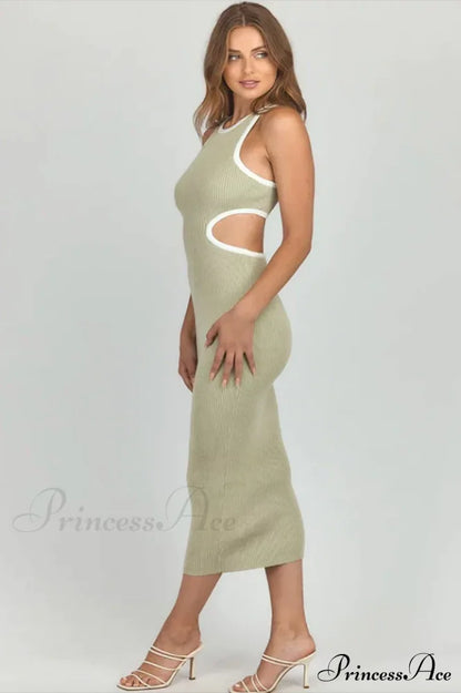 Claudia Elegant Midi Dress