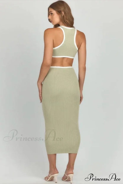 Claudia Elegant Midi Dress