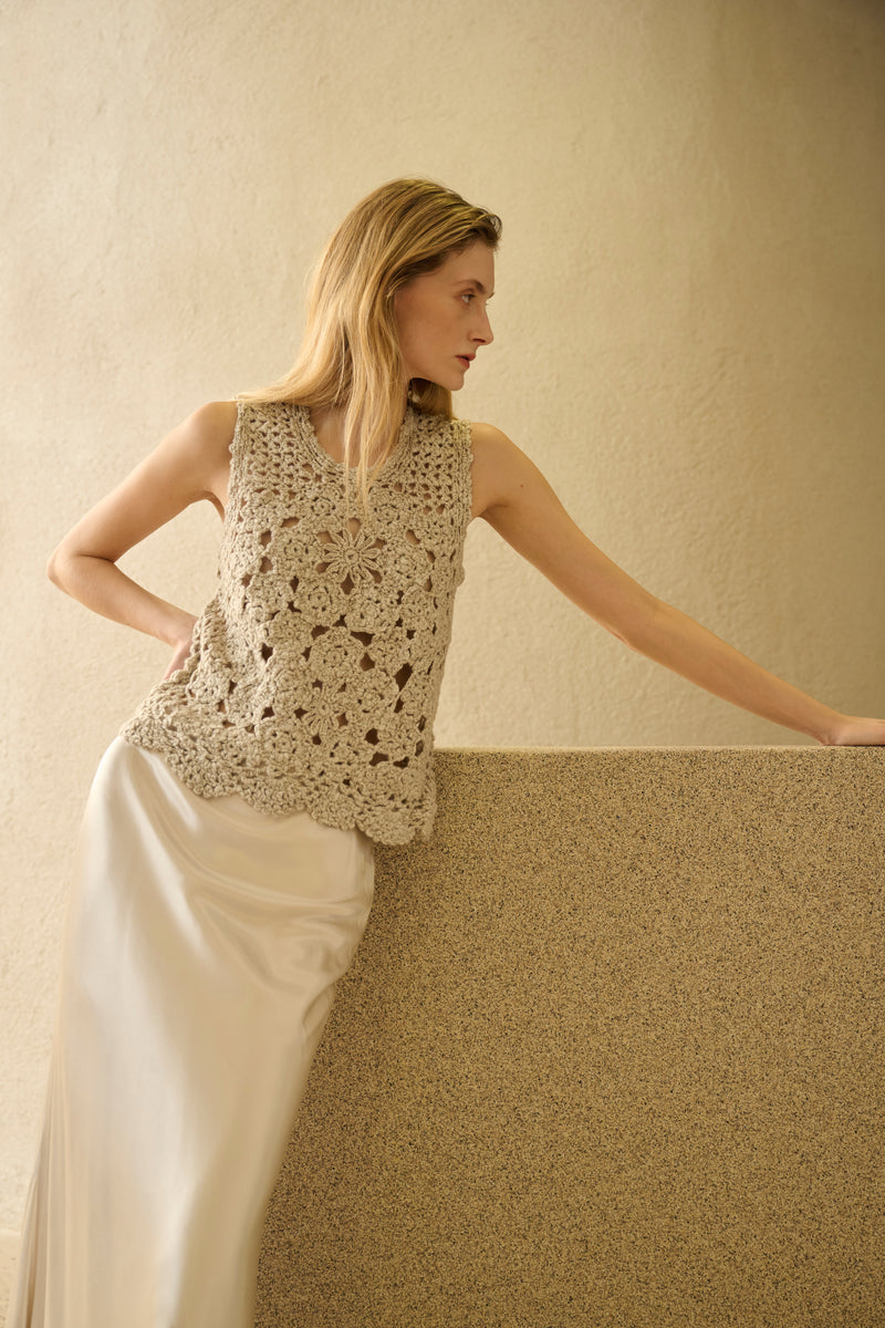 Crochet sleeveless top