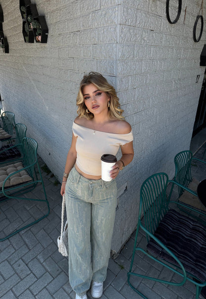 CROP TOP BUST