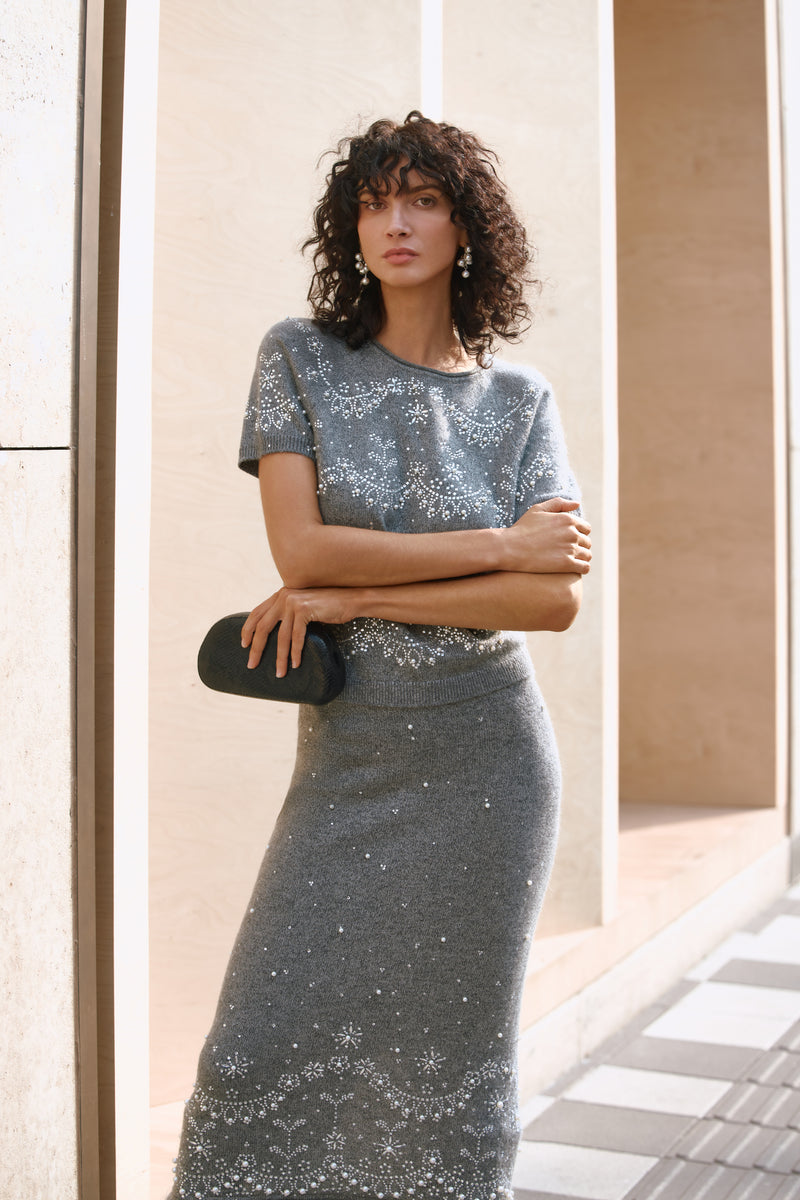 Frosted pearls wool sweater
