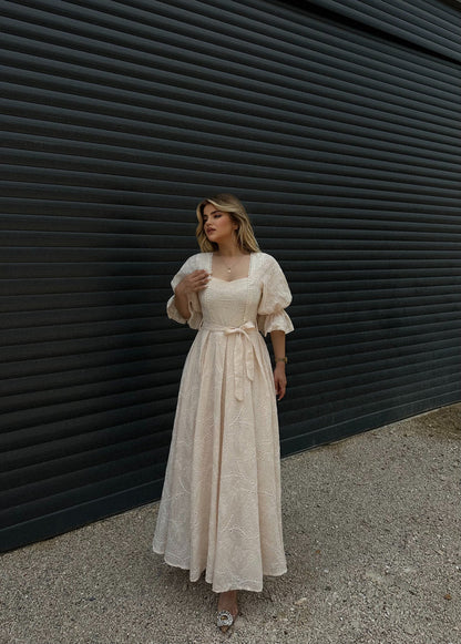 FUSTAN I GJATE ME MENGE TE FRYRA