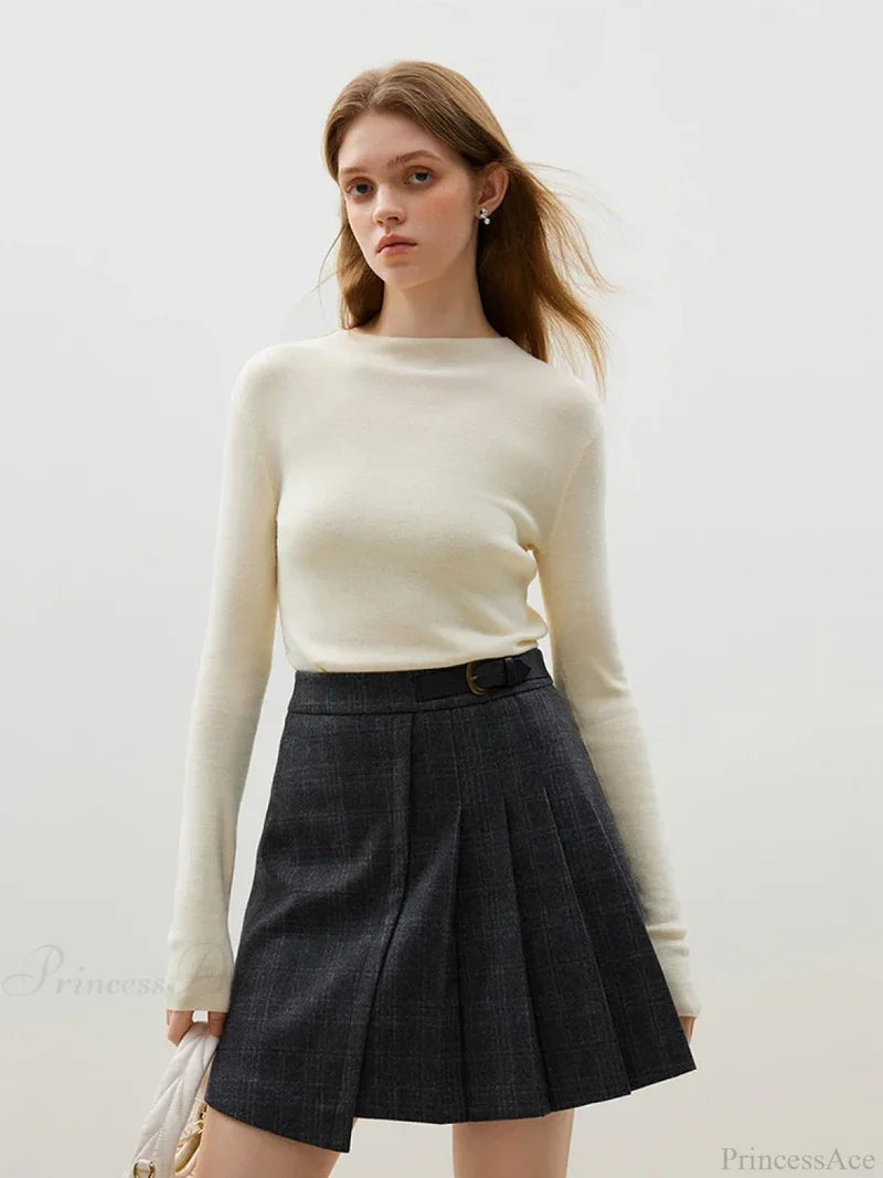 Half Turtleneck Soft Gentle Comfortable Sweater creamy-white / S