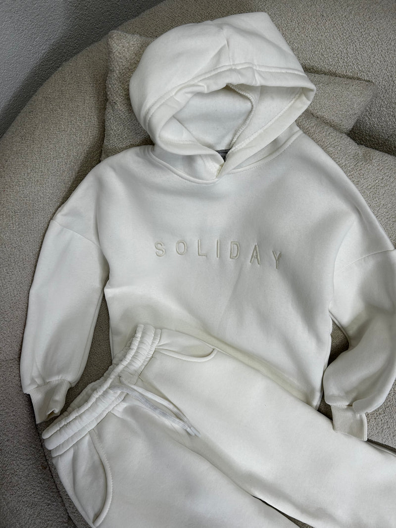 KOSTUM ME HOODIE DHE TUTA