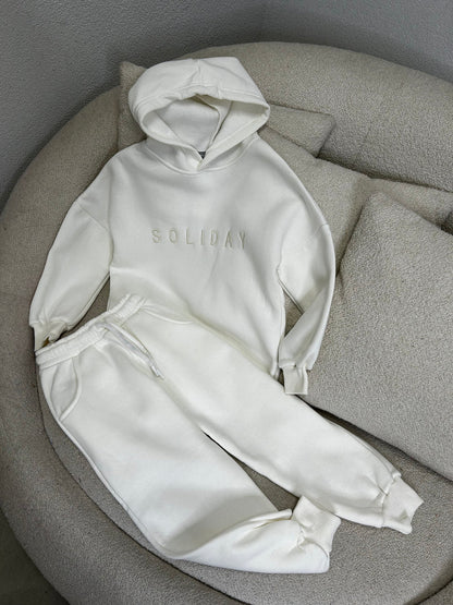 KOSTUM ME HOODIE DHE TUTA