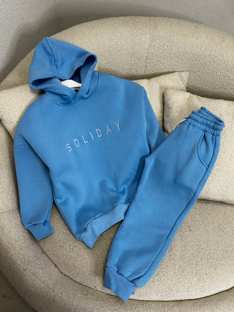KOSTUM ME HOODIE DHE TUTA