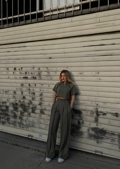 KOSTUM OVERSIZE