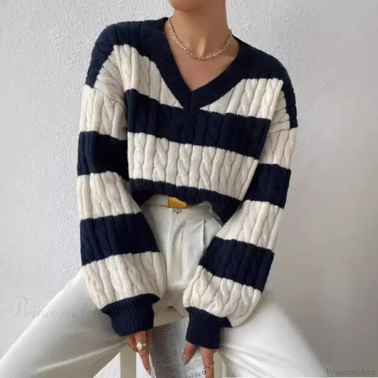 Loose Knit V-neck Vintage Pullover Sweater Navy / S
