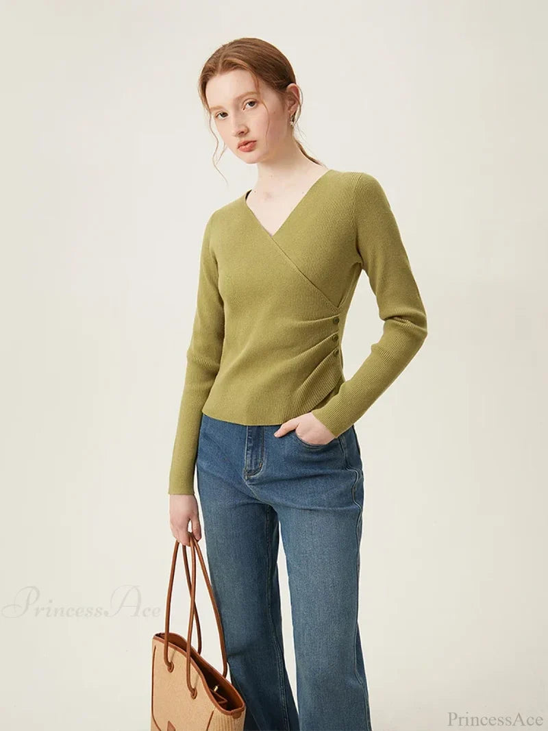 Minimalist V-neck Knit Bottom Sweater Sweater