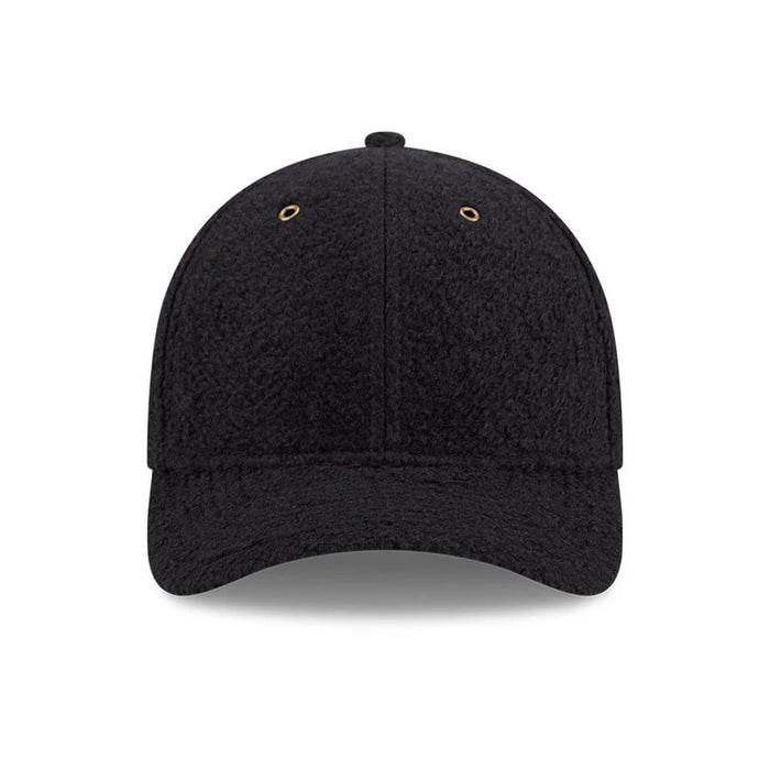Pictured is this New Era Brushed Fleece 9FORTY M-Crown cap in black. 3