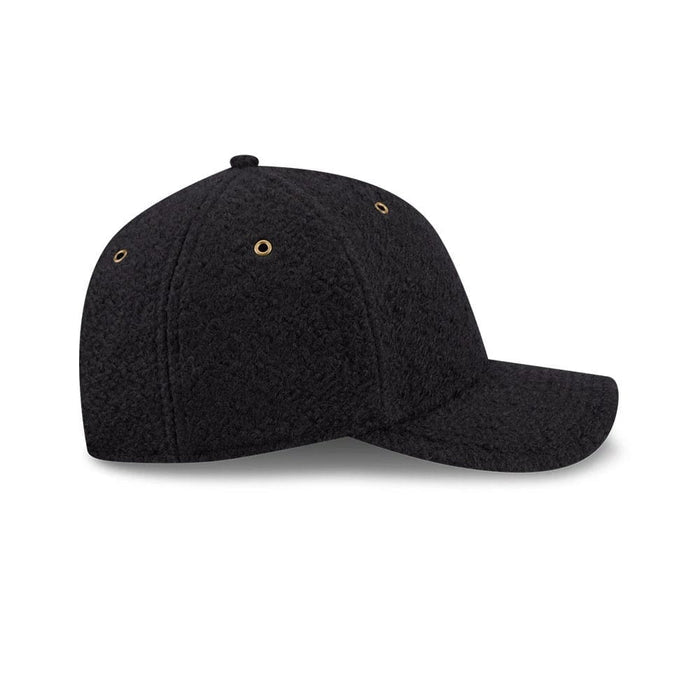 Pictured is this New Era Brushed Fleece 9FORTY M-Crown cap in black. 6