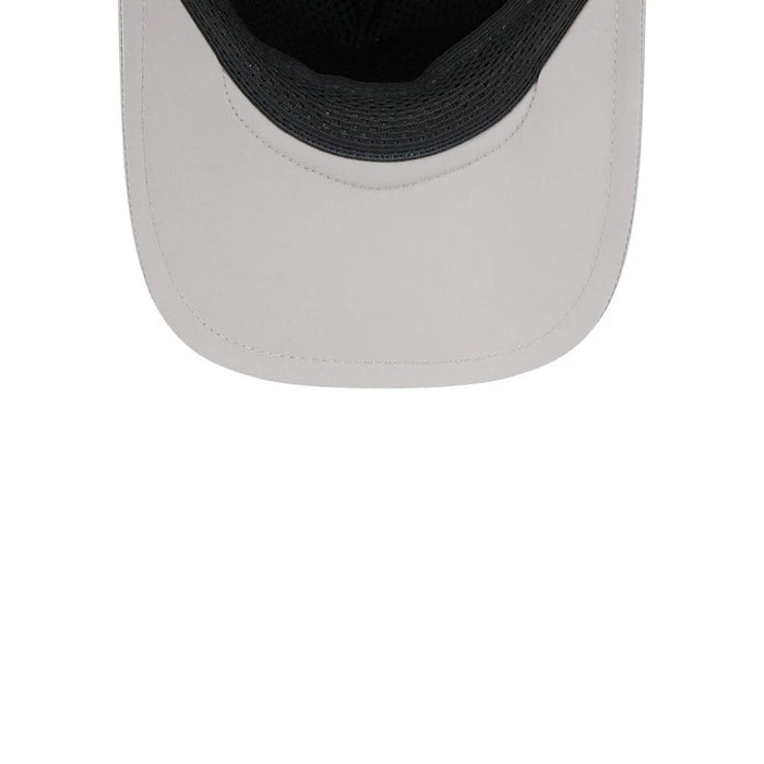 Pictured is this MLB Batting Practice 2026 New York Yankees 9FORTY Apex cap in grey. 7