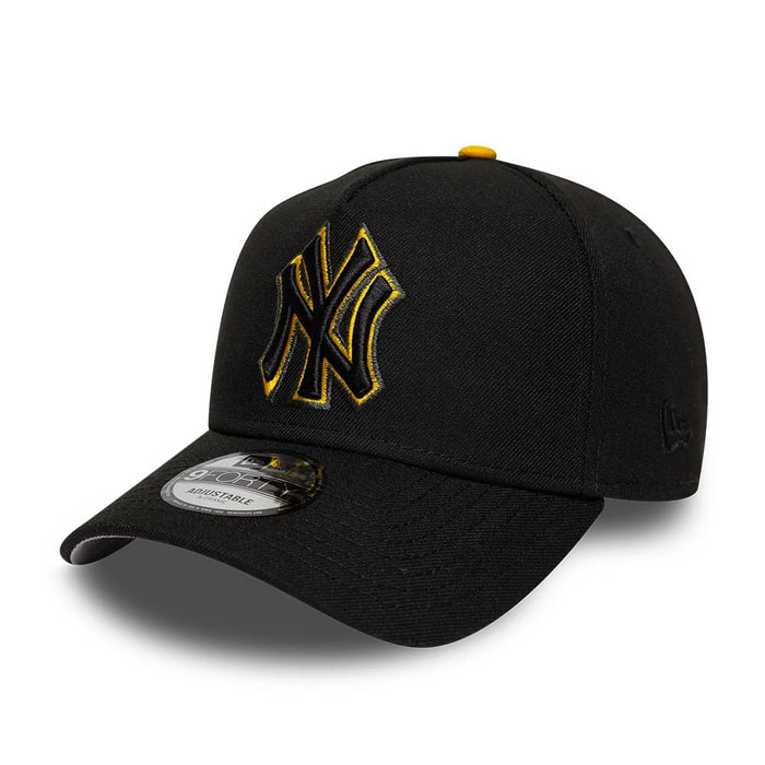 Pictured is this MLB Cooperstown New York Yankees 9FORTY A-Frame cap in black. 4